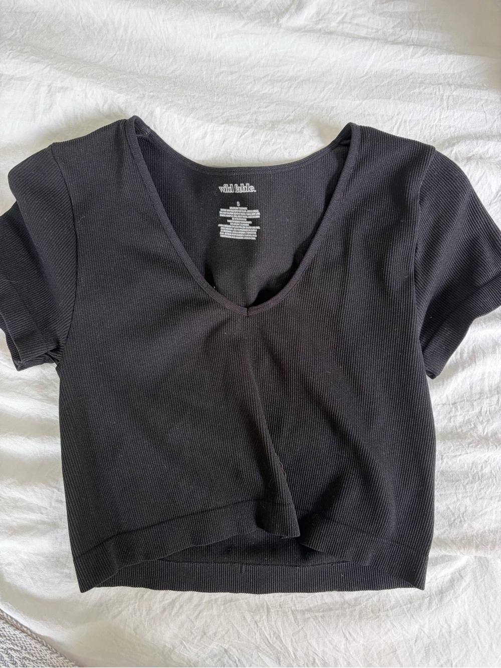 wild fable Black Ribbed V-Neck Short Sleeve Crop Top